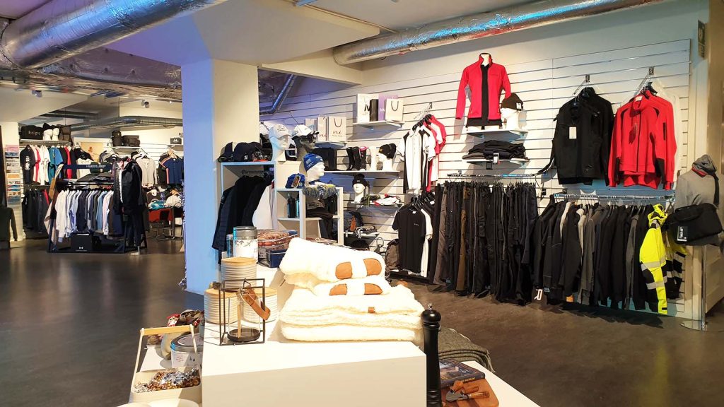 showroom7643